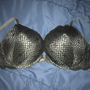 Victoria’s Secret Bombshell Bra